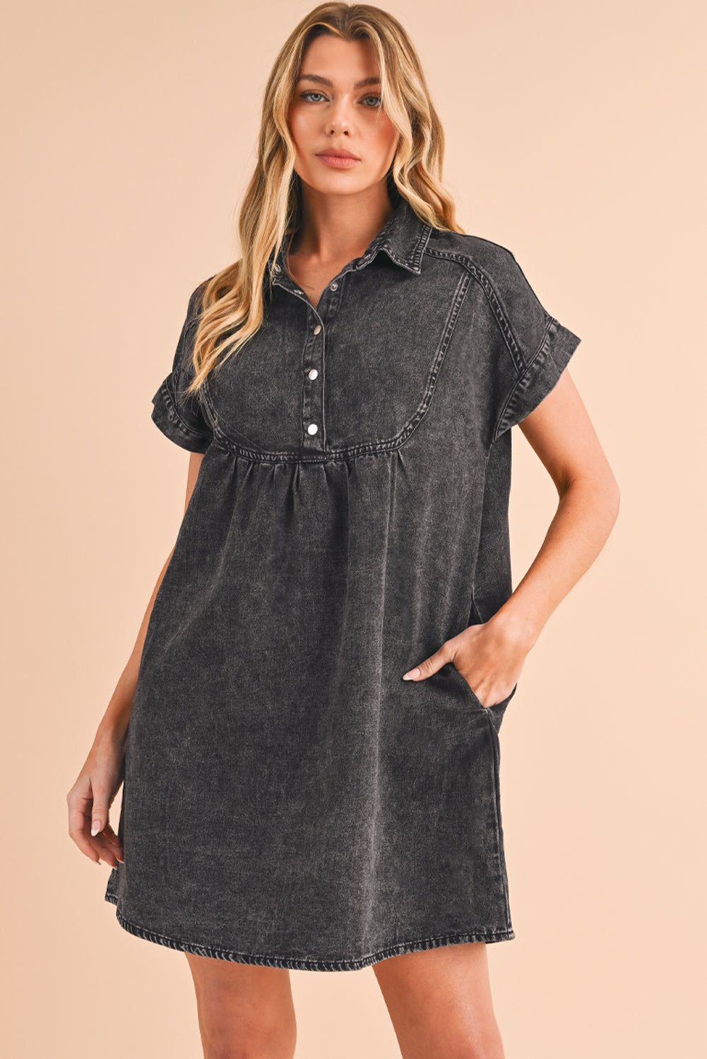 Black Vintage Snap Buttoned Mini Denim Dress