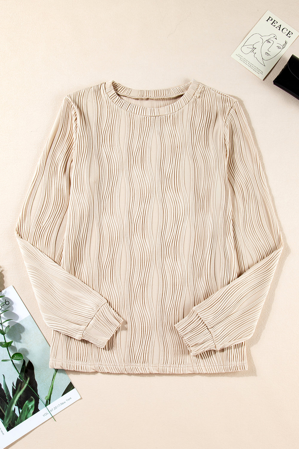 White Wavy Textured Solid Color Drop Shoulder Pullover Top