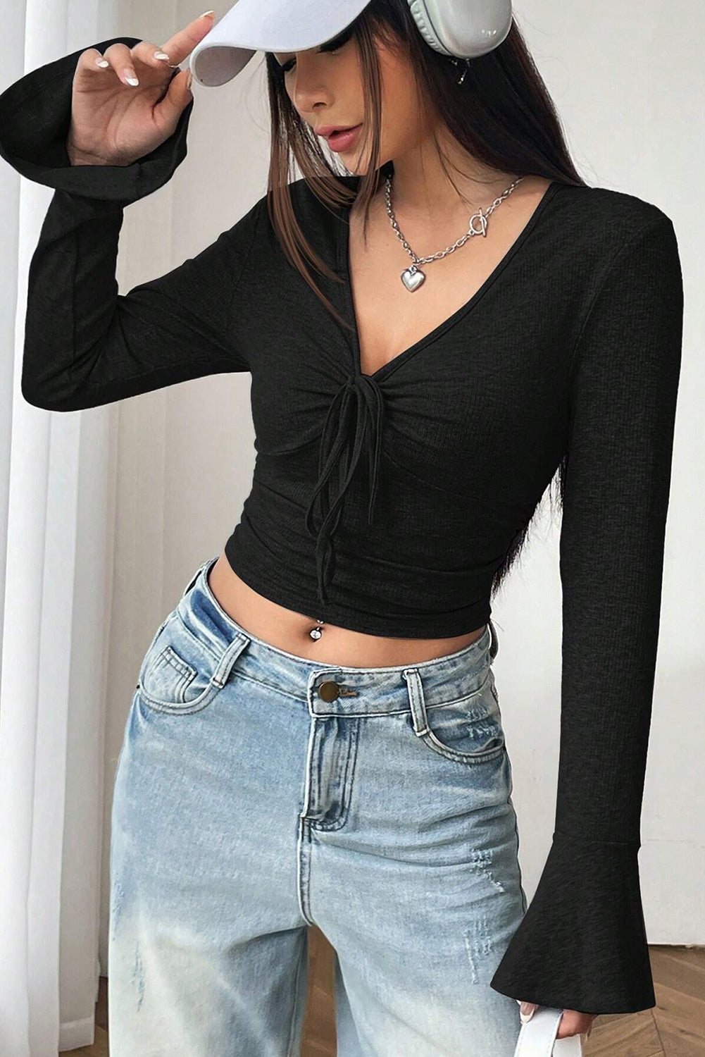 Black Solid Color V Neck Flare Sleeve Cropped Blouse