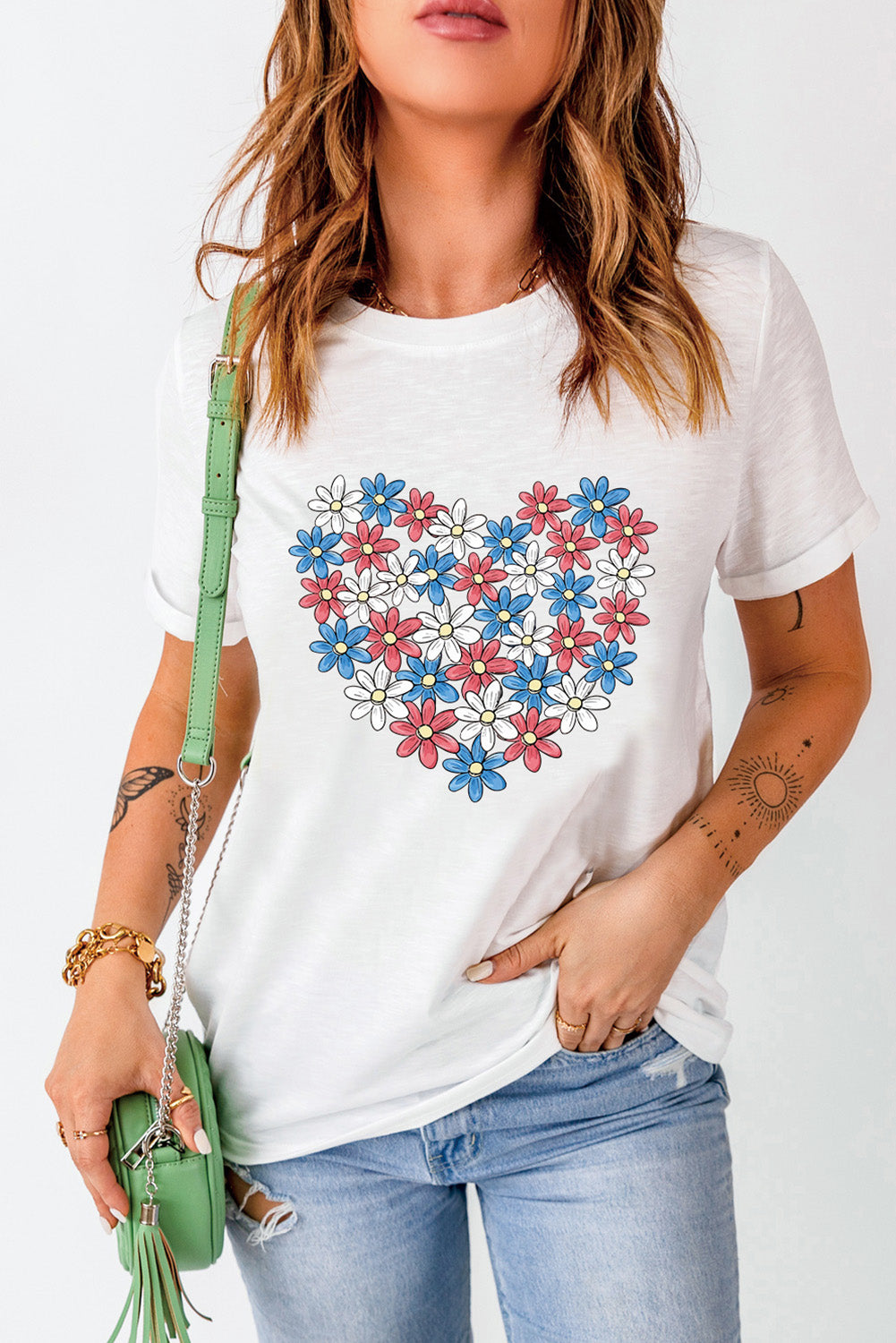 White Daisy Heart Shape Graphic Crew Neck T Shirt